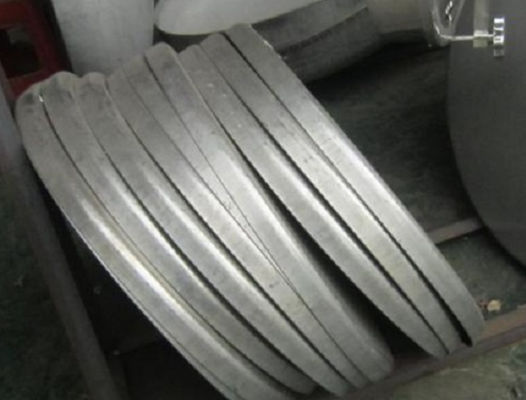 400mm thép nhẹ Dished cuối lạnh nén đầu đĩa phẳng hình thành nóng